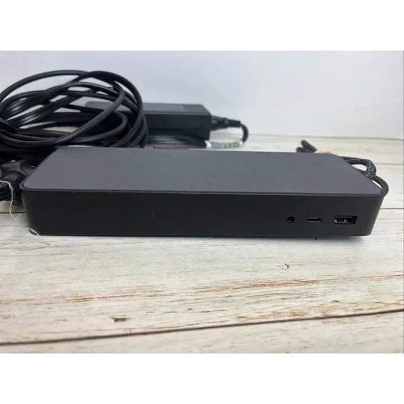 HP USB-C Universal Dock Station HSA-B005DS w/ 90W AC - Picture 3 of 7